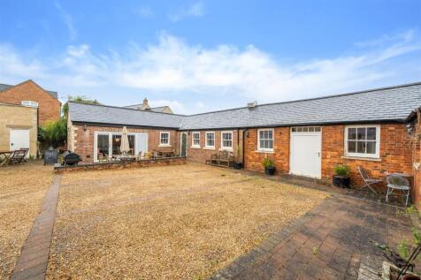 Potterspury House, Potterspury