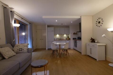 Lounge, Kitchen &amp; dining area