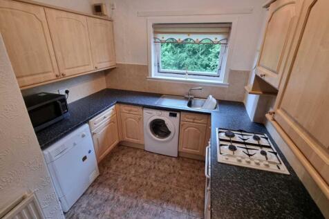 Castlemilk Drive, Castlemilk photo 3