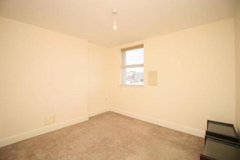 Flat 3, 22a Derby Road