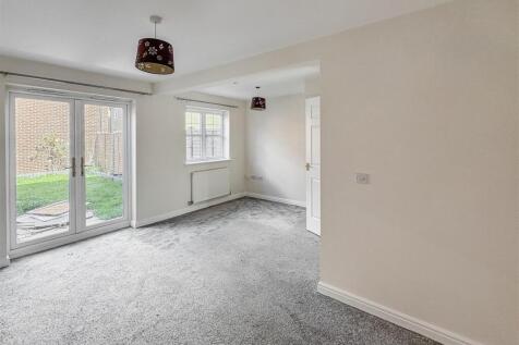 Mitchell Drive, Spalding photo 4