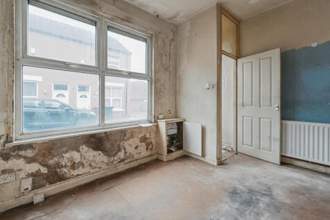 11 Kirk Road, Litherland, Liverpool, L21 8HU
