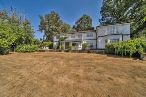 Longcross Road