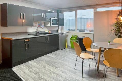 Serviced Office to rent Image 4