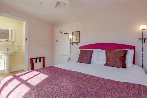 Virginia Cottage.25.jpg