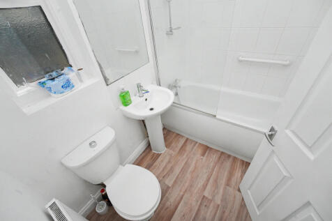 28B Wagner Street, Peckham, London, SE15 1NN