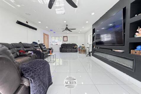 IMG_1635 (Large).jpg