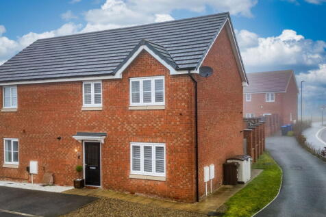 Leeds, LS25 - property photo