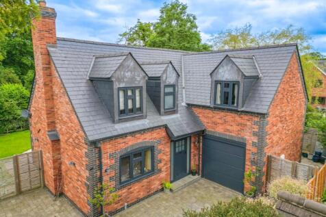 Oswald Hall Cottage - External Image-10.jpg