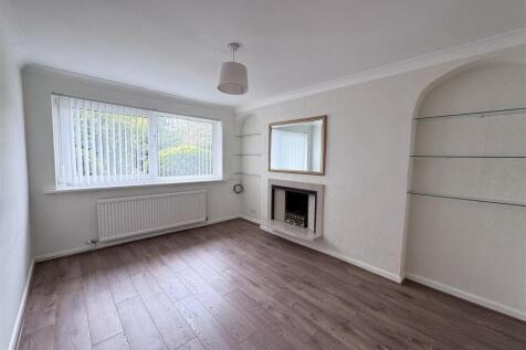 Chelford Close, Altrincham photo 5
