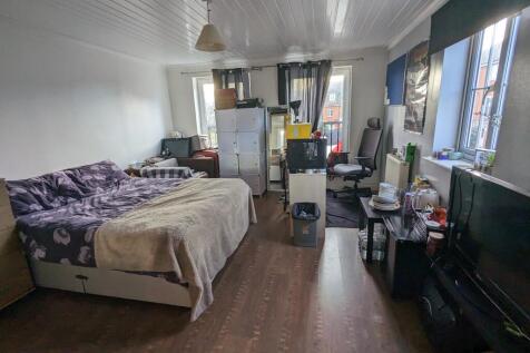 Cunningham Avenue, Hatfield, AL10 photo 5