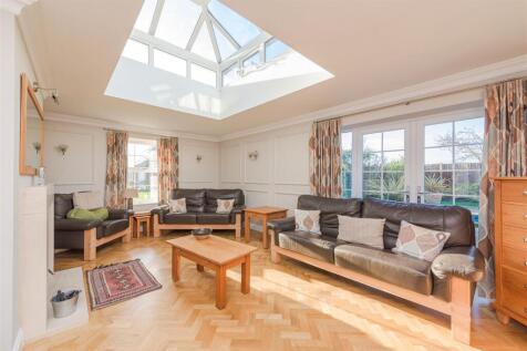 Glebe House, Nuneaton