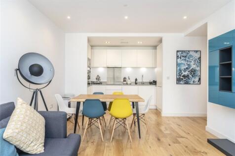 Living Room/Kitchen