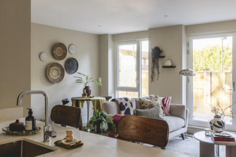 Low Res Billy Bolton Greystar Staines 122 HDR