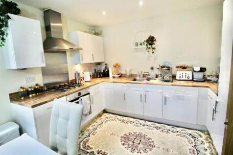 Open Plan Lounge/Kitchen