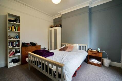 Bed1.1.jpg