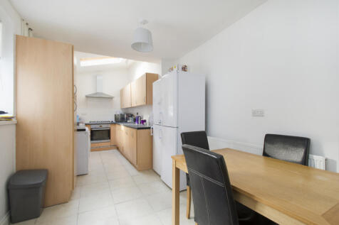 Rothesay Avenue, Lenton, Nottingham, NG7 1PW photo 3