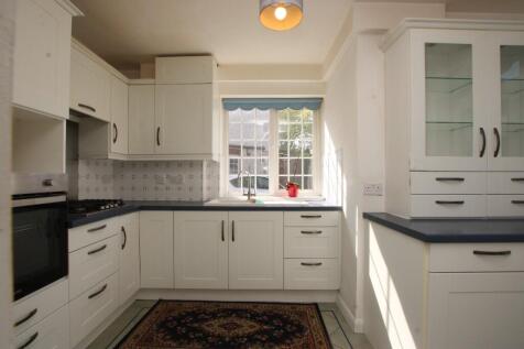 Legion Crescent, Kettering, Northamptonshire, NN16 photo 5