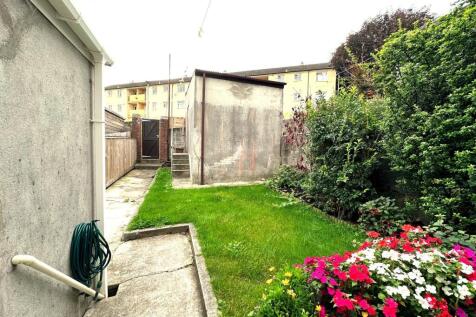 Garden (2)