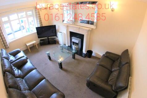 7-bed detached on Kingswood Road, Manchester, £4,247/mo