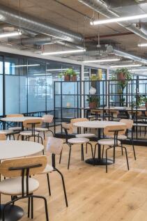 9th Floor - Fitted &amp; Furnished