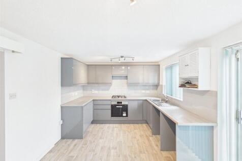 Spey Close, Quedgeley, Gloucester, Gloucestershire, GL2 photo 4