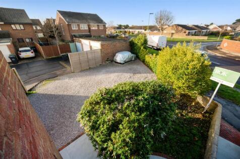 Large Driveway.jpg