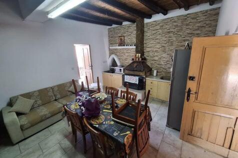 Open Plan Living...