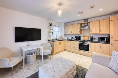 3 Dunstanville Court-09.jpg