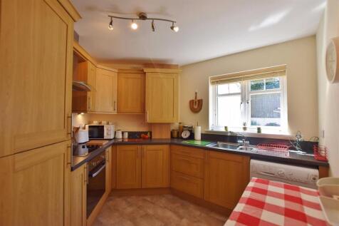 Moors Road, Johnston, Haverfordwest photo 4