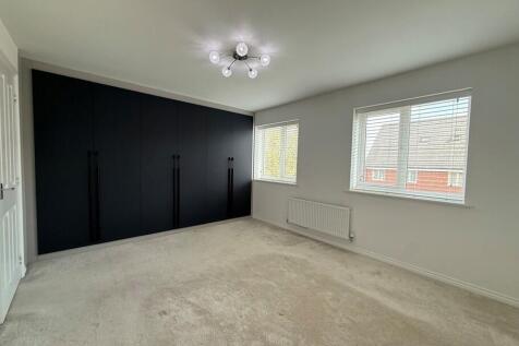 Alderney Avenue, Newton Leys photo 5