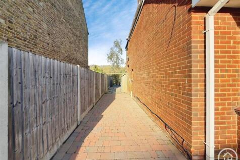 Side Access &amp; Parking