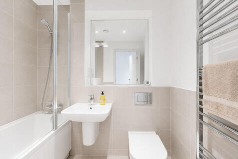 Bathroom - Angle ...