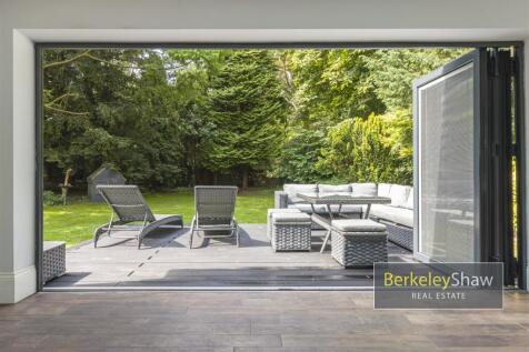 Sycamore Avenue Crosby L23