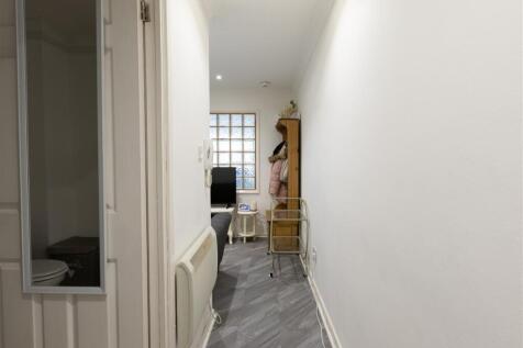 Kingsdale Court 3.jpg