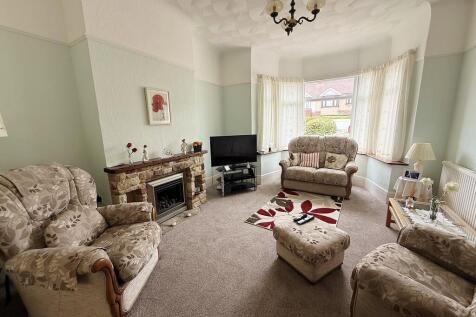Carshalton Avenue, East Cosham photo 3