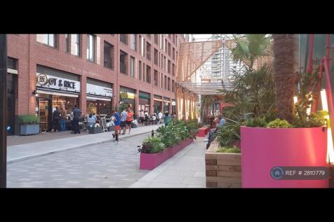 Eateries Minutes Away