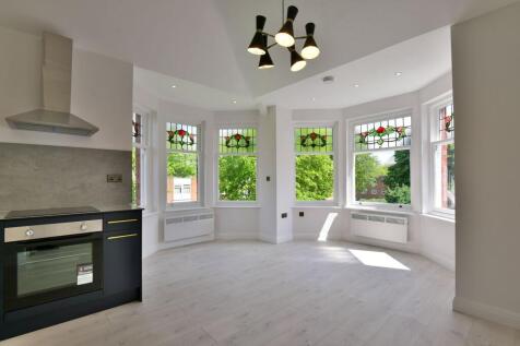 Lounge/Kitchen