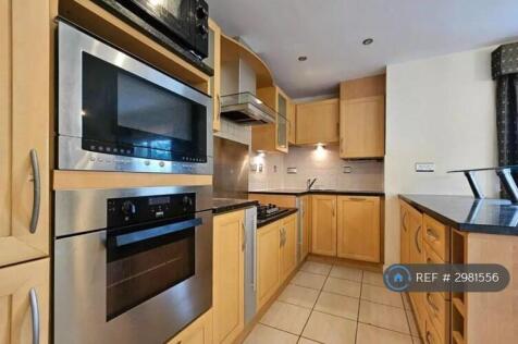 Meadow Court, Altrincham, WA15 photo 4