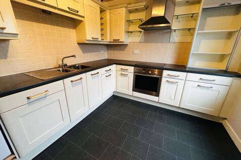 Herons Court, Gilesgate, Durham, DH1 2HD photo 4