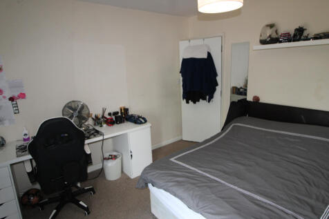 Ealing, London, W5 photo 4