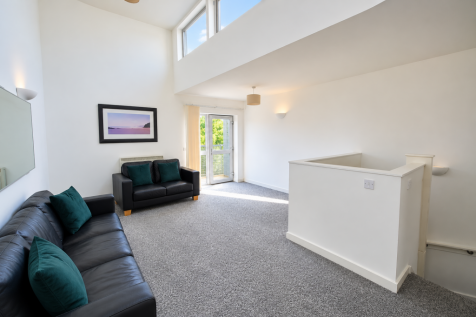 3 Bedroom Town House FOR SALE