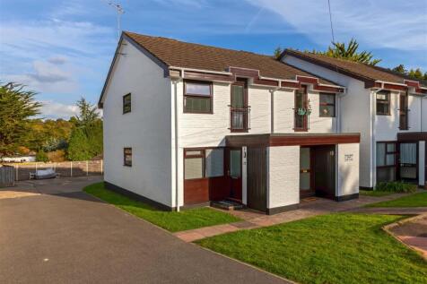 Floral Dene Court_11.jpg