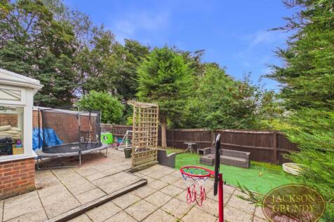 Ixworth Close