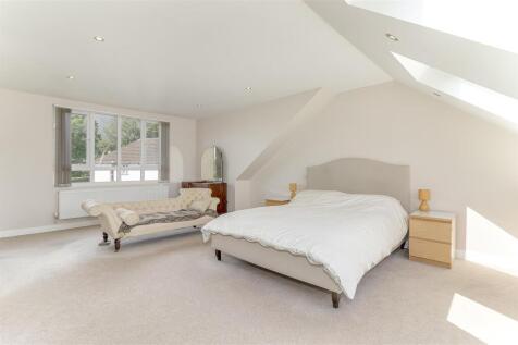 Master Bedroom - B.jpg