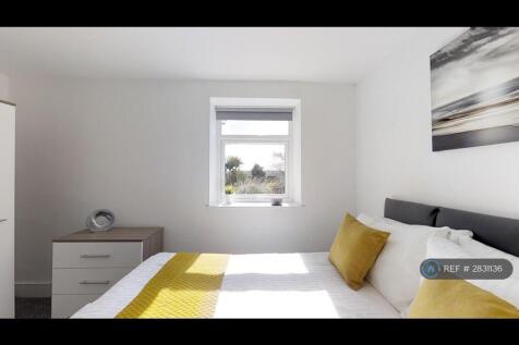 Large En-Suite Double