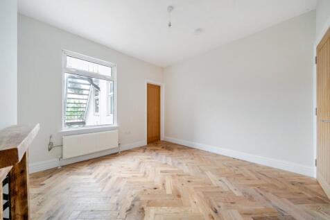 Totland Road, Brighton, East Sussex, BN2 photo 5