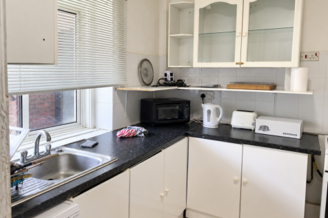 Nevena Court, London, SW2 photo 4
