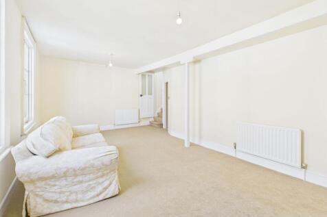 Watling Street West, Towcester, NN12 photo 3