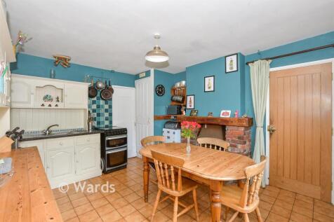 Kitchen/ Breakfast Room